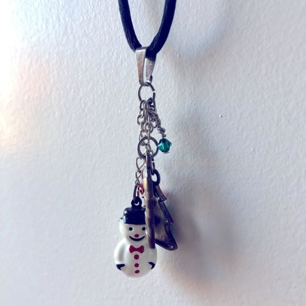 Vintage Christmas Charm Necklace Snowman Tree Candy Cane Retro 80s 90s Festive - Picture 2 of 2